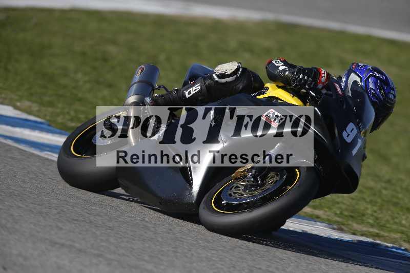 /Archiv-2024/02 29.01.-02.02.2024 Moto Center Thun Jerez/Gruppe schwarz-black/91